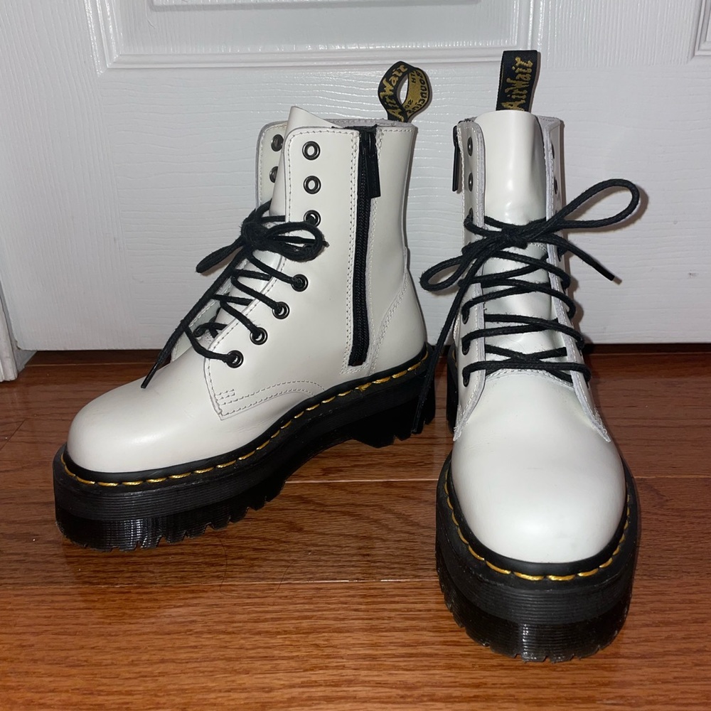 Dr Martens Jadon Platform Boot In White - Size US Womens 5